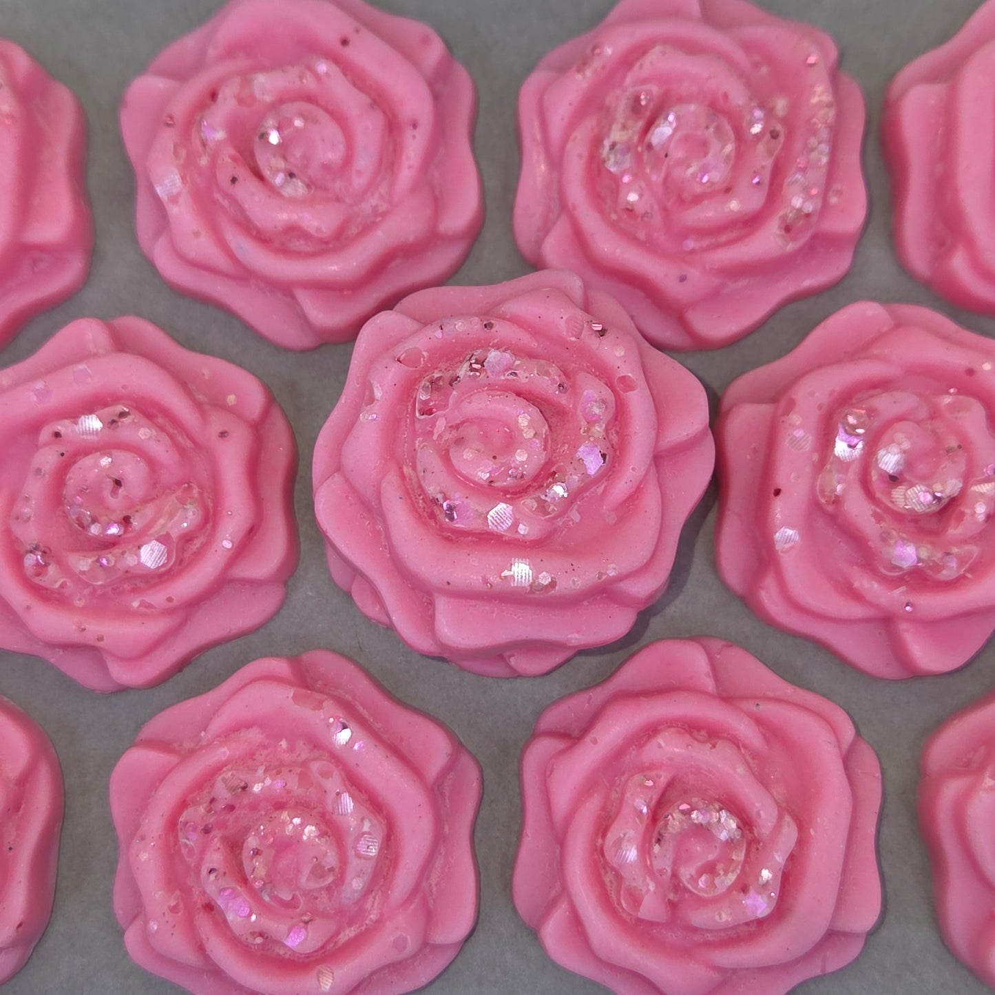 (Strawberry Soda) - Roses Wax Melts [1 oz]