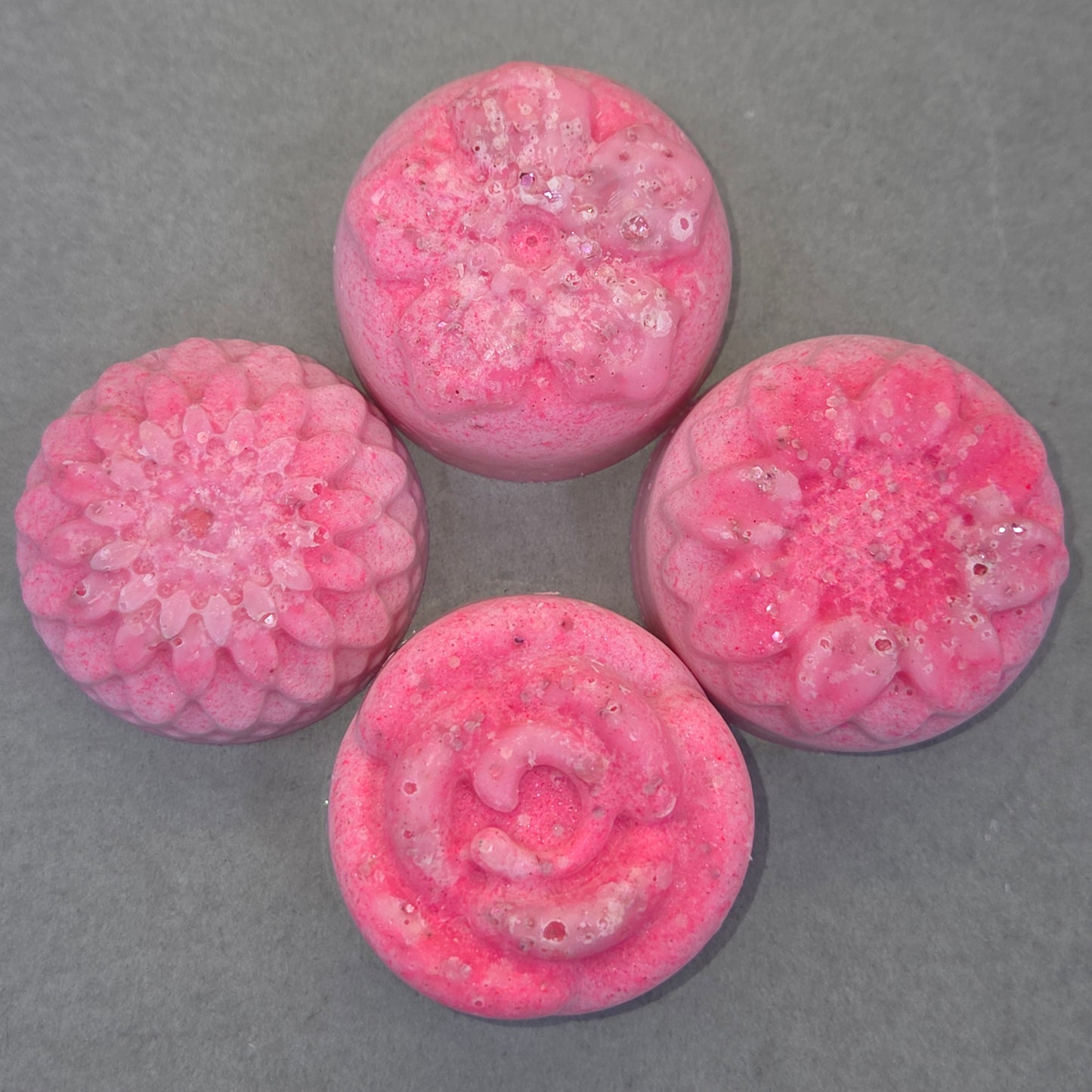 (Strawberry Soda) - Flower Assortment Wax Melts [1.75 oz]