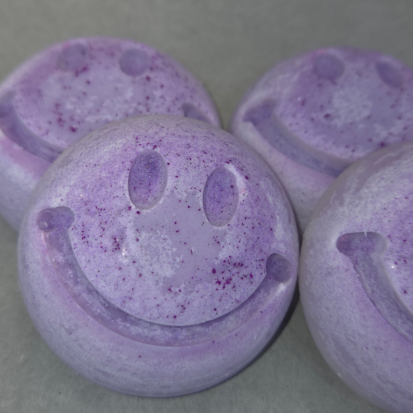 (Grape Candy) - Smiley Face Wax Melts [1 oz]