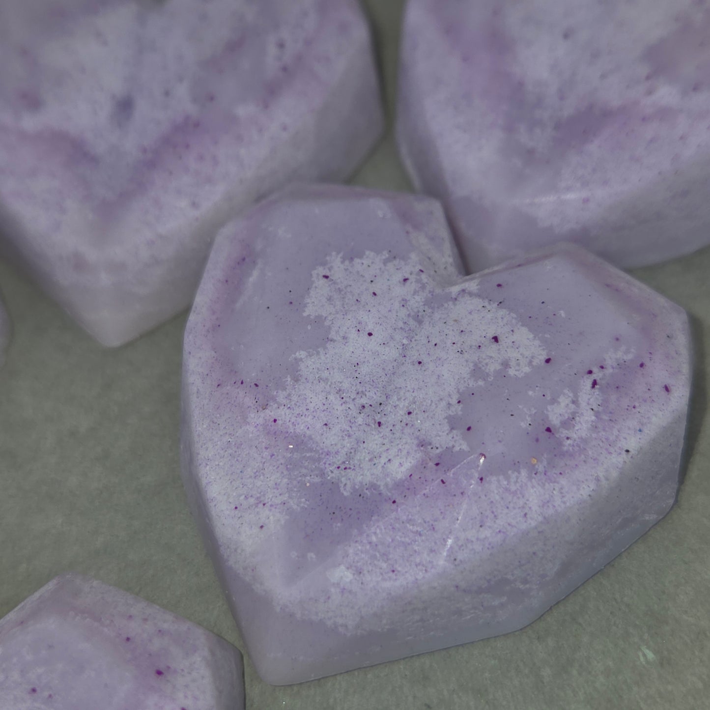 (Grape Candy) - Geo Heart Wax Melts [1 oz]