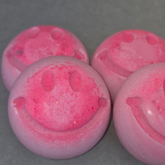 (Strawberry Soda) - Smiley Face Wax Melts [1 oz]